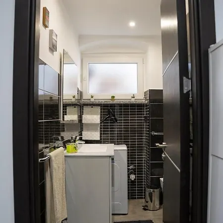 Apartment Tesoro 1